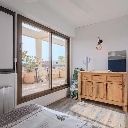Apartment De La Bormes-les-Mimosas
