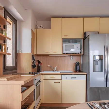 Apartment De La